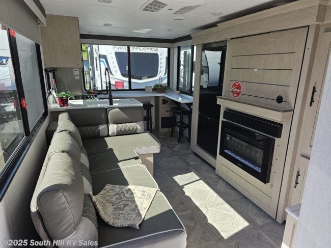 2024 Forest River Salem Cruise Lite 24 view