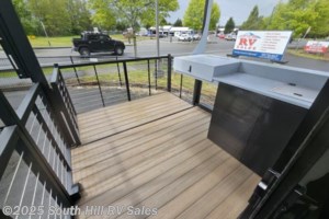 2025 Forest River Salem Grand Villa 42VERANDA