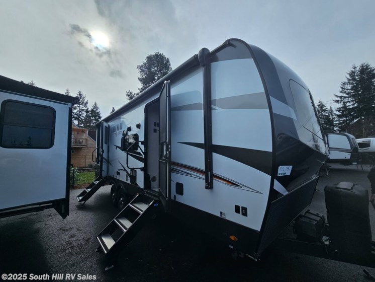 Email now about this 2022 Forest River Rockwood Signature Ultra Lite 8262! New 2022 Forest River Rockwood Signature Ultra Lite 8262 available in Yelm, Washington