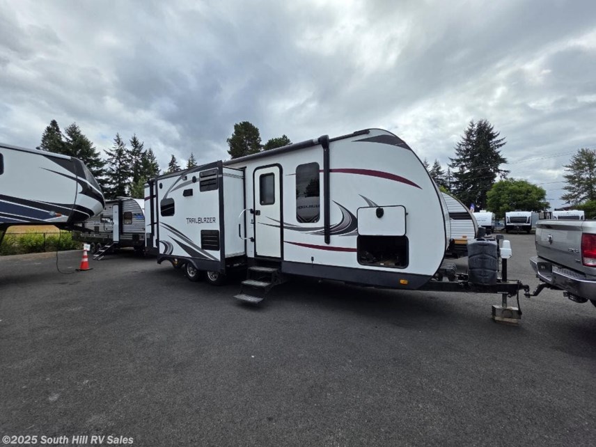 Used 2013 Komfort Trailblazer 2700RB available in Yelm, Washington