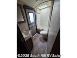 Used 2018 Forest River Rockwood Ultra Lite 2702WS available in Yelm, Washington