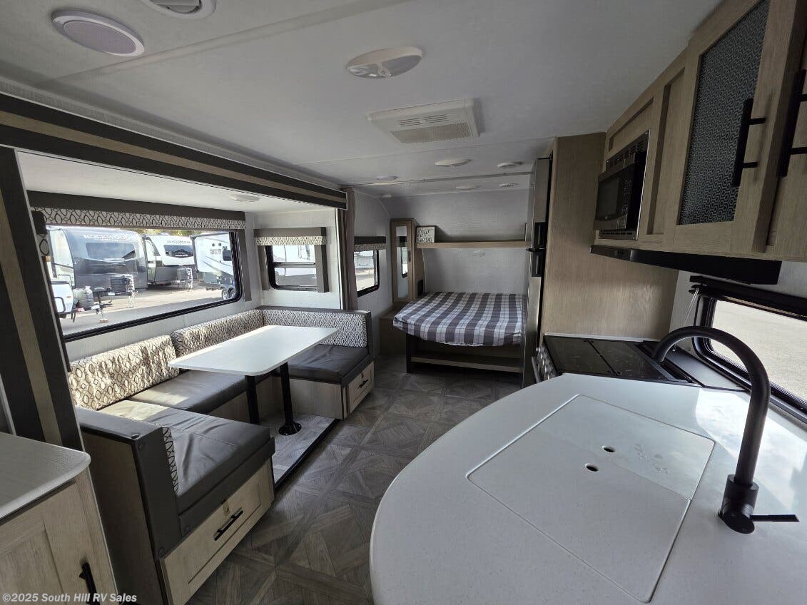 Email now about this 2025 Forest River EVO Lite 2160RBX! Used 2025 Forest River EVO Lite 2160RBX available in Yelm, Washington