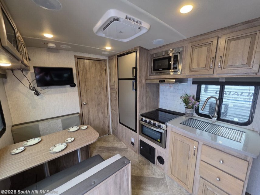 Used 2021 Palomino Solaire 202RB available in Yelm, Washington