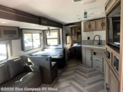 Call now about this 2021 Thor Twilight 2620! 2021 Thor Twilight 2620 - New Travel Trailer For Sale by Blue Compass RV Mesa in Mesa, Arizona