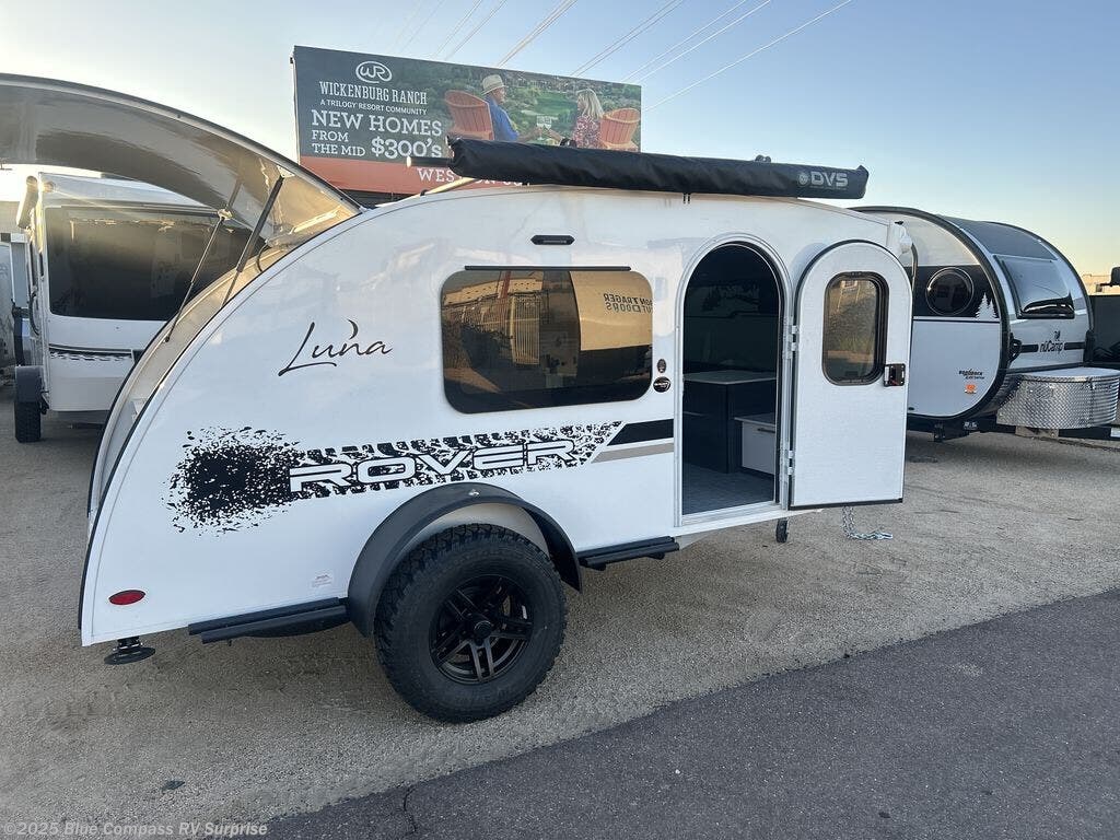Call now about this 2026 inTech Luna ! 2026 inTech Luna - New Travel Trailer For Sale by Blue Compass RV Surprise in Surprise, Arizona