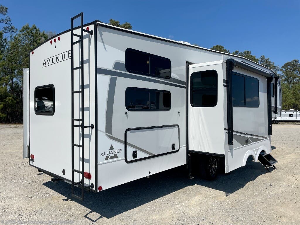New 2025 Alliance RV Avenue All-Access 30BH available in Avondale, Arizona
