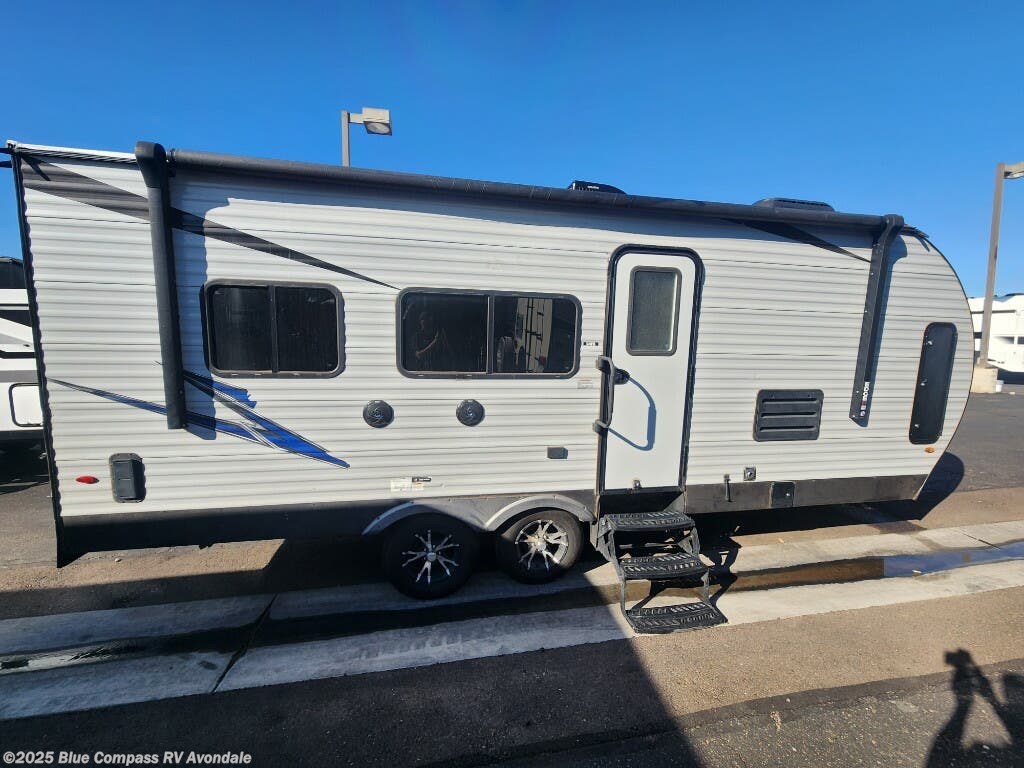 Contact us now about this 2022 Sunset Park RV Rush 24FB! 2022 Rush 24FB by Sunset Park RV from Blue Compass RV Avondale in Avondale, Arizona