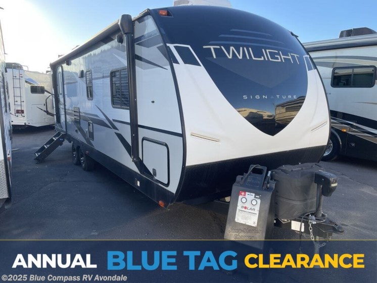 Email now about this 2021 Cruiser RV Twilight Signature TWS 2620! Used 2021 Cruiser RV Twilight Signature TWS 2620 available in Avondale, Arizona