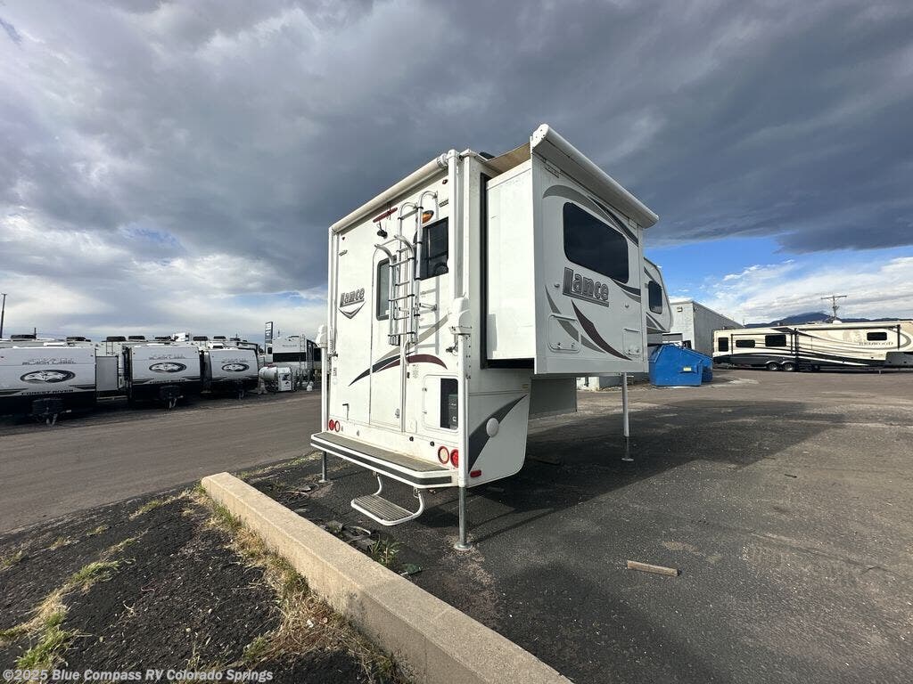 Contact us now about this 2017 Lance Lance 855S! 2017 Lance 855S by Lance from Blue Compass RV Colorado Springs in Colorado Springs, Colorado