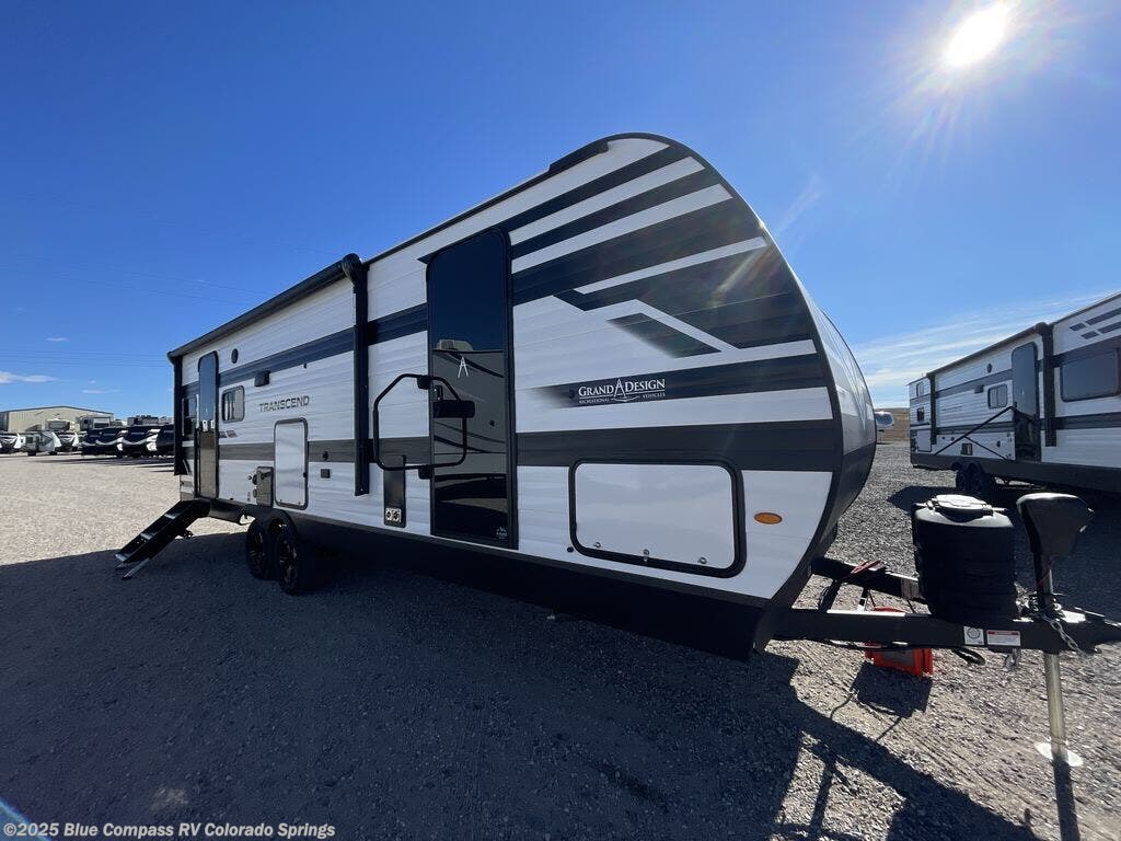 Call now about this 2025 Grand Design Transcend Xplor 245RLT! 2025 Grand Design Transcend Xplor 245RLT - New Travel Trailer For Sale by Blue Compass RV Colorado Springs in Colorado Springs, Colorado features Slideout