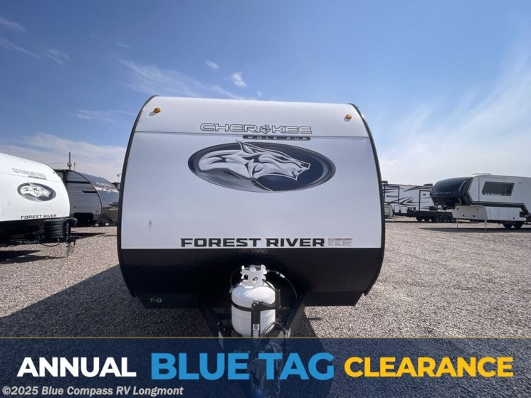 Email now about this 2025 Forest River Cherokee Wolf Pup 16BHSW! New 2025 Forest River Cherokee Wolf Pup 16BHSW available in Longmont, Colorado