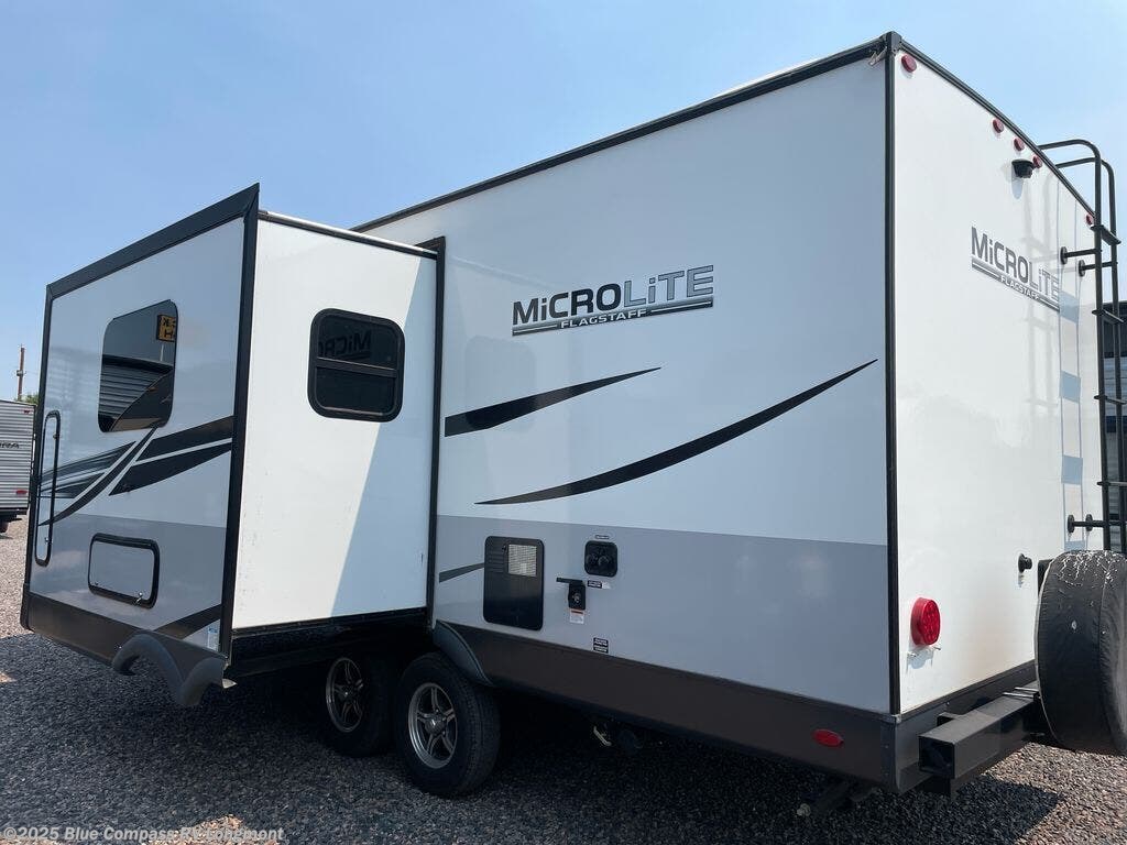 Contact us now about this 2021 Forest River Flagstaff Micro Lite 25BHS! 2021 Flagstaff Micro Lite 25BHS by Forest River from Blue Compass RV Longmont in Longmont, Colorado