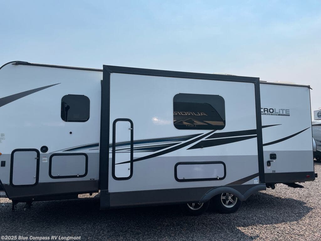 Call now about this 2021 Forest River Flagstaff Micro Lite 25BHS! 2021 Forest River Flagstaff Micro Lite 25BHS - Used Travel Trailer For Sale by Blue Compass RV Longmont in Longmont, Colorado