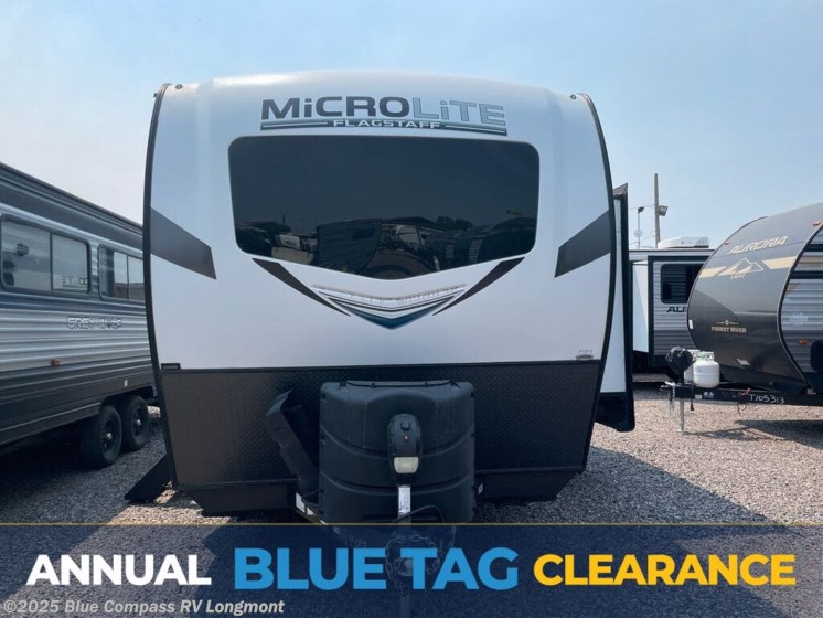 Email now about this 2021 Forest River Flagstaff Micro Lite 25BHS! Used 2021 Forest River Flagstaff Micro Lite 25BHS available in Longmont, Colorado