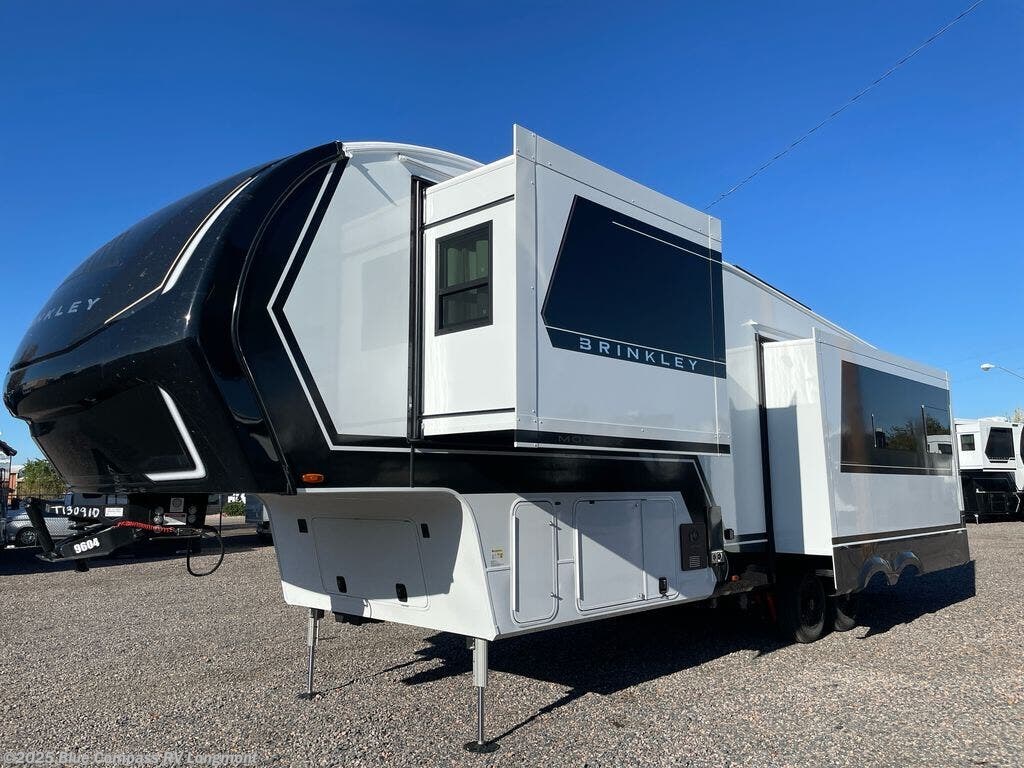 Contact us now about this 2026 Brinkley RV Model Z 3100! 2026 Model Z 3100 by Brinkley RV from Blue Compass RV Longmont in Longmont, Colorado