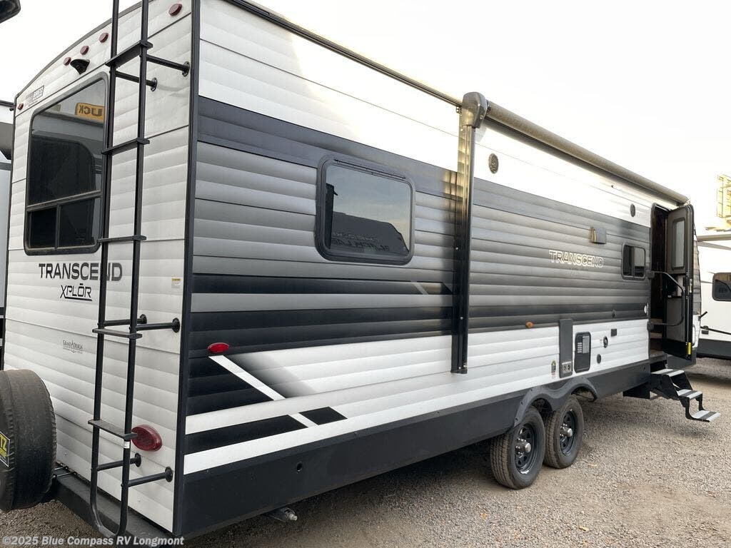 Used 2023 Grand Design Transcend Xplor 251BH available in Longmont, Colorado