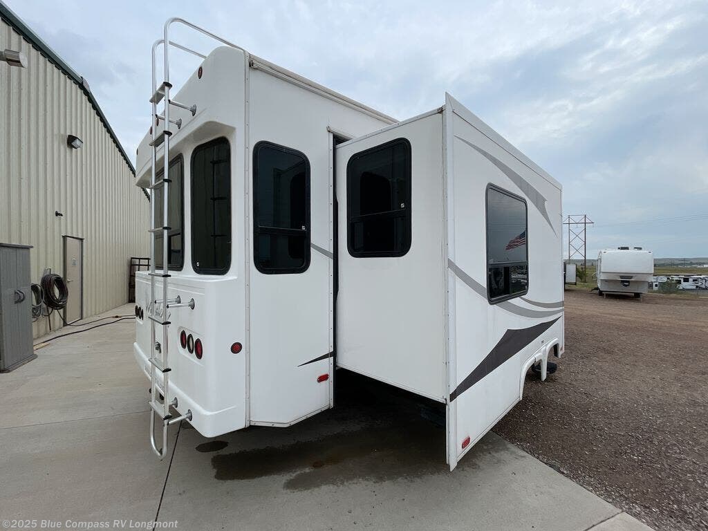 Used 2012 Excel WINDSLOW 31RSE available in Longmont, Colorado