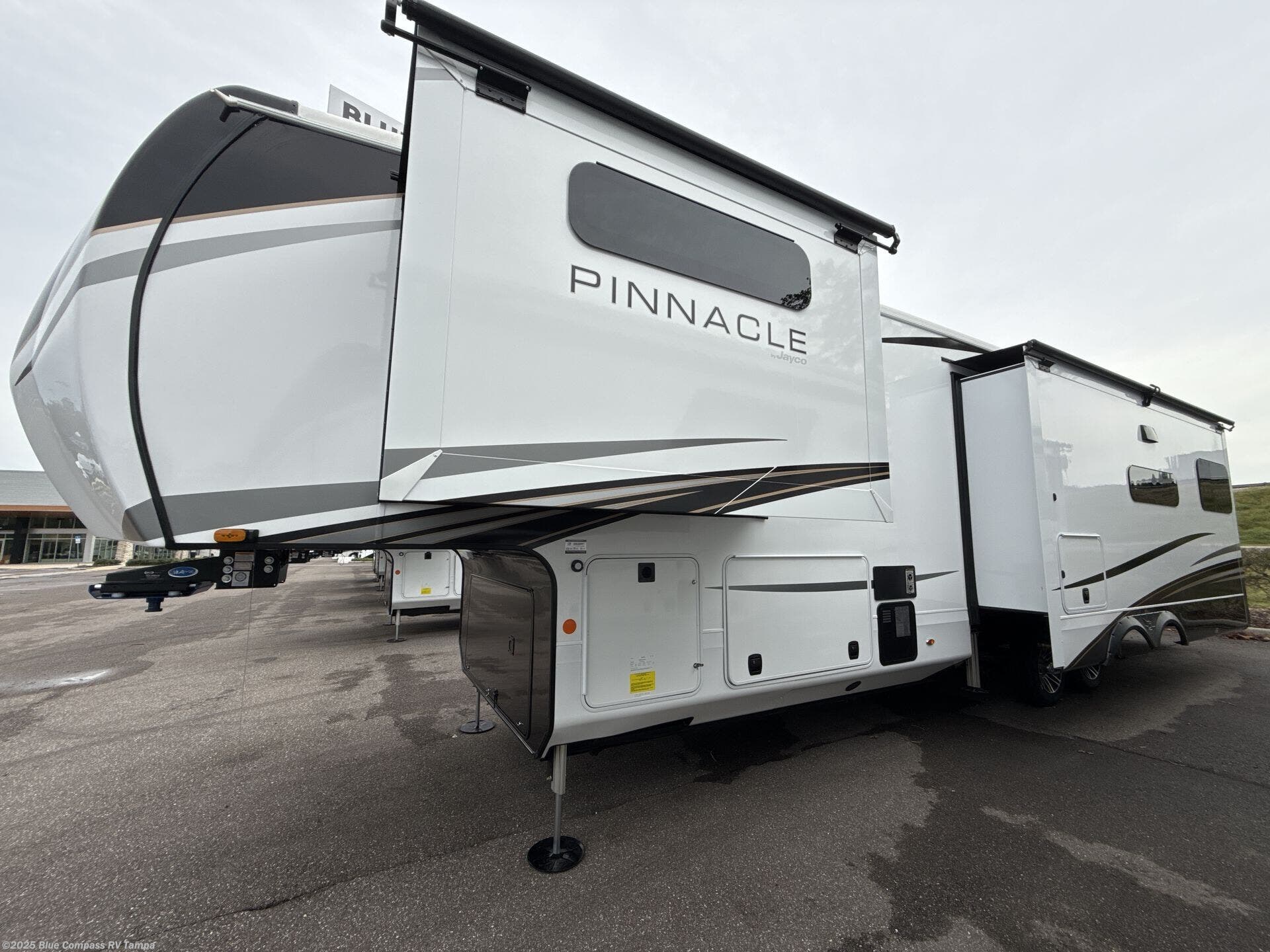 New 2025 Jayco Pinnacle 38KPTS available in Dover, Florida