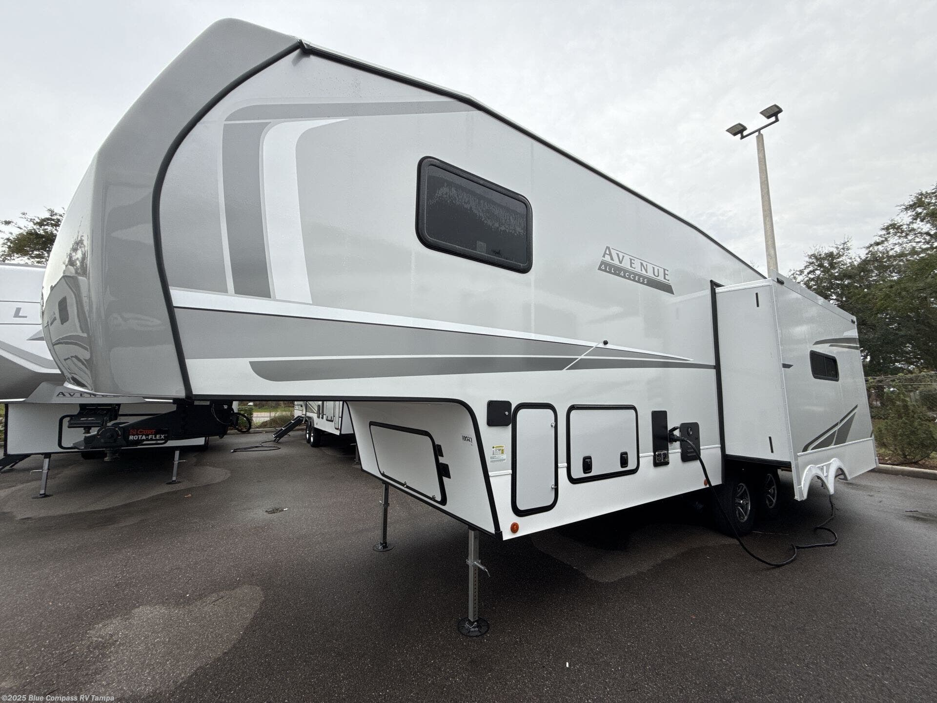 New 2025 Alliance RV Avenue All-Access 29RL available in Dover, Florida