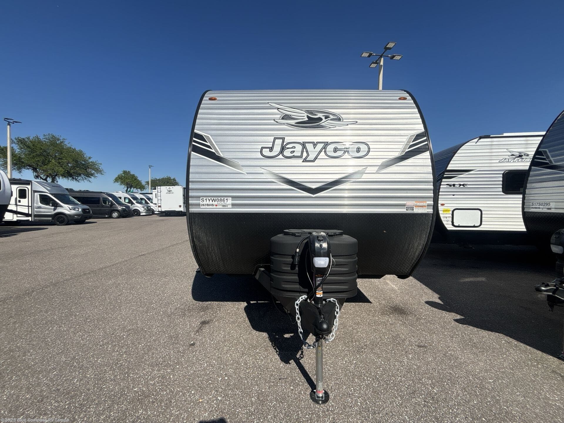 New 2025 Jayco Jay Flight SLX 261BHS available in Dover, Florida