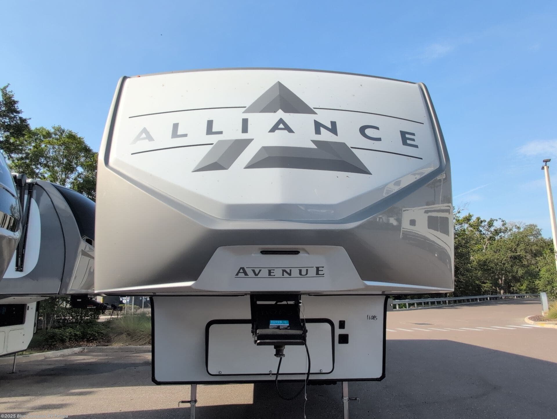 New 2025 Alliance RV Avenue 38DBL available in Dover, Florida