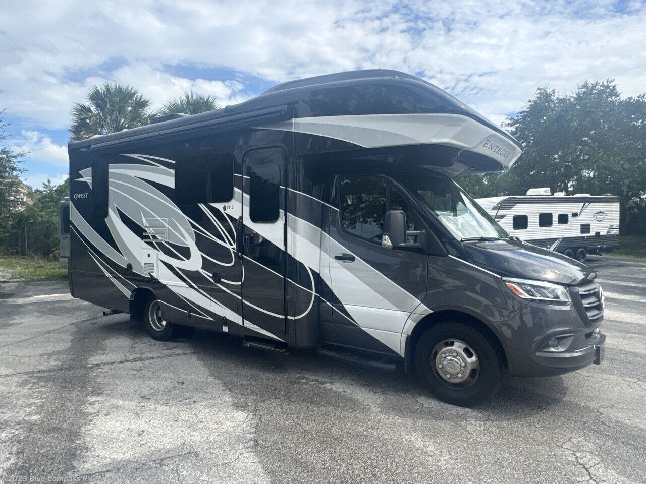 Contact us now about this 2022 Entegra Coach Qwest 24L! 2022 Qwest 24L by Entegra Coach from Blue Compass RV Tampa in Dover, Florida