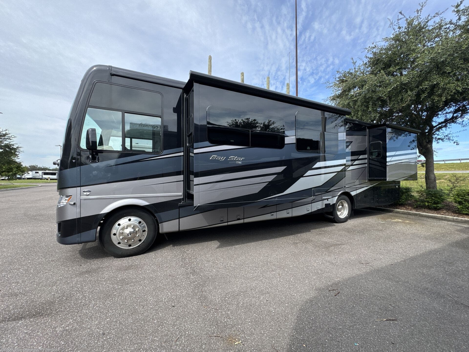 New 2026 Newmar Bay Star 3626 available in Dover, Florida