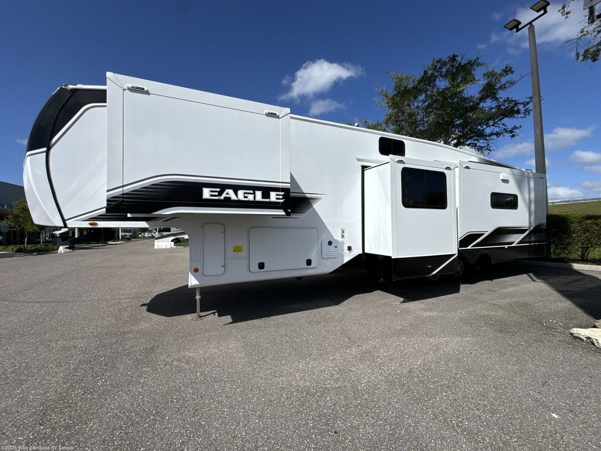 New 2026 Jayco Eagle 355MBQS available in Dover, Florida