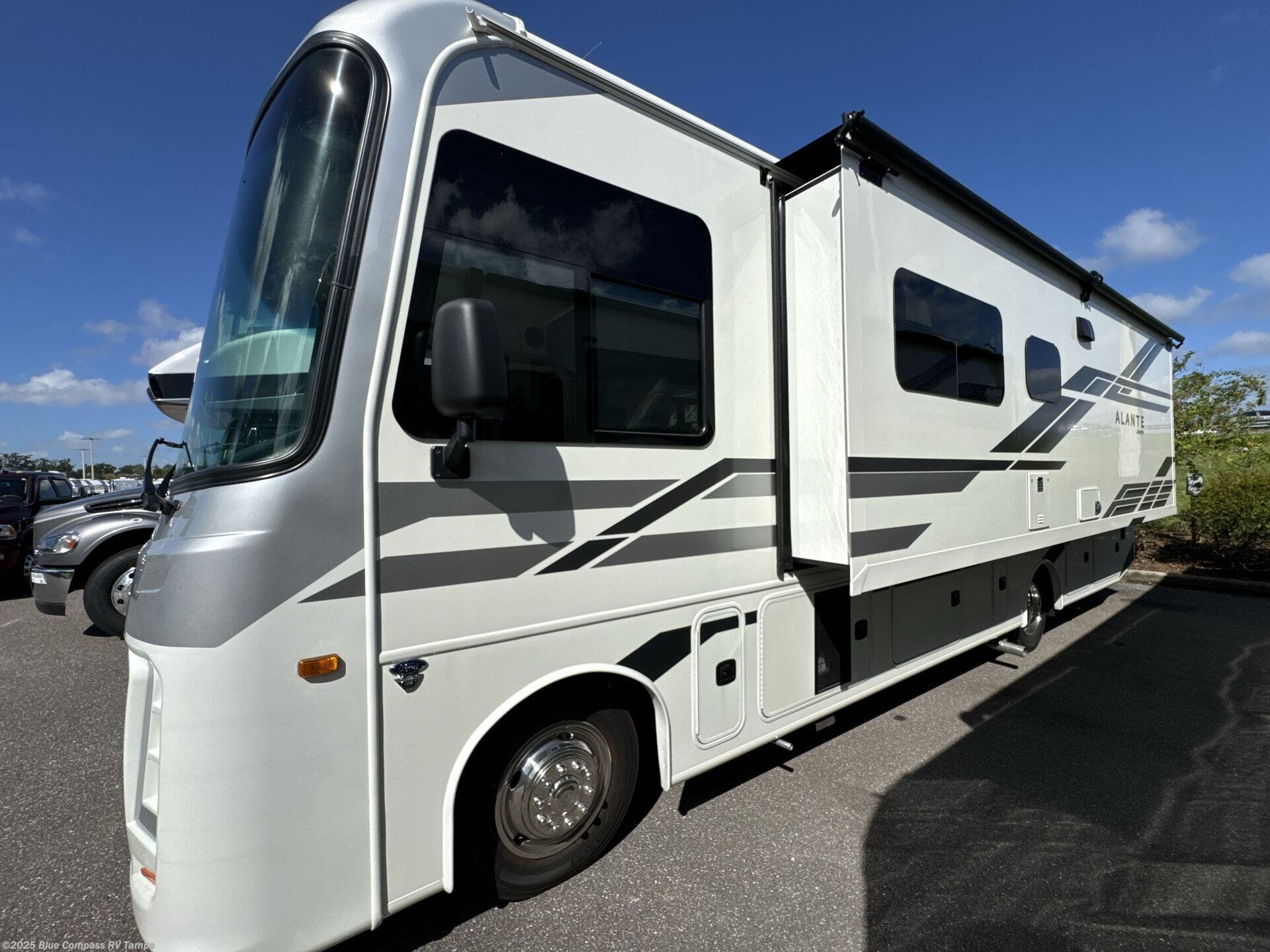 New 2026 Jayco Alante 29S available in Dover, Florida