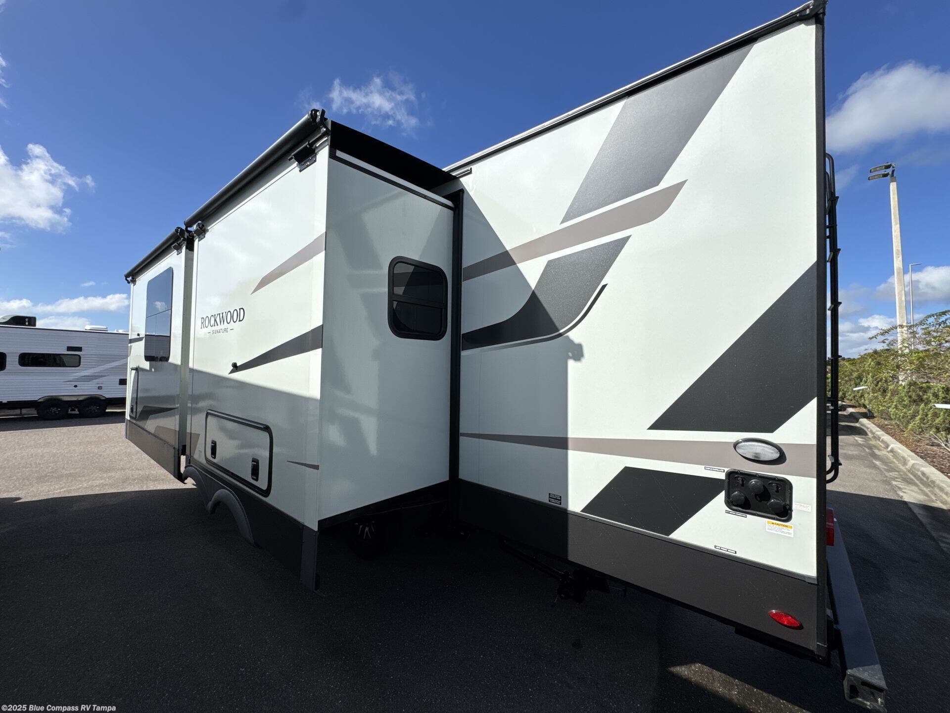 New 2026 Forest River Rockwood Signature 8263MBR available in Dover, Florida