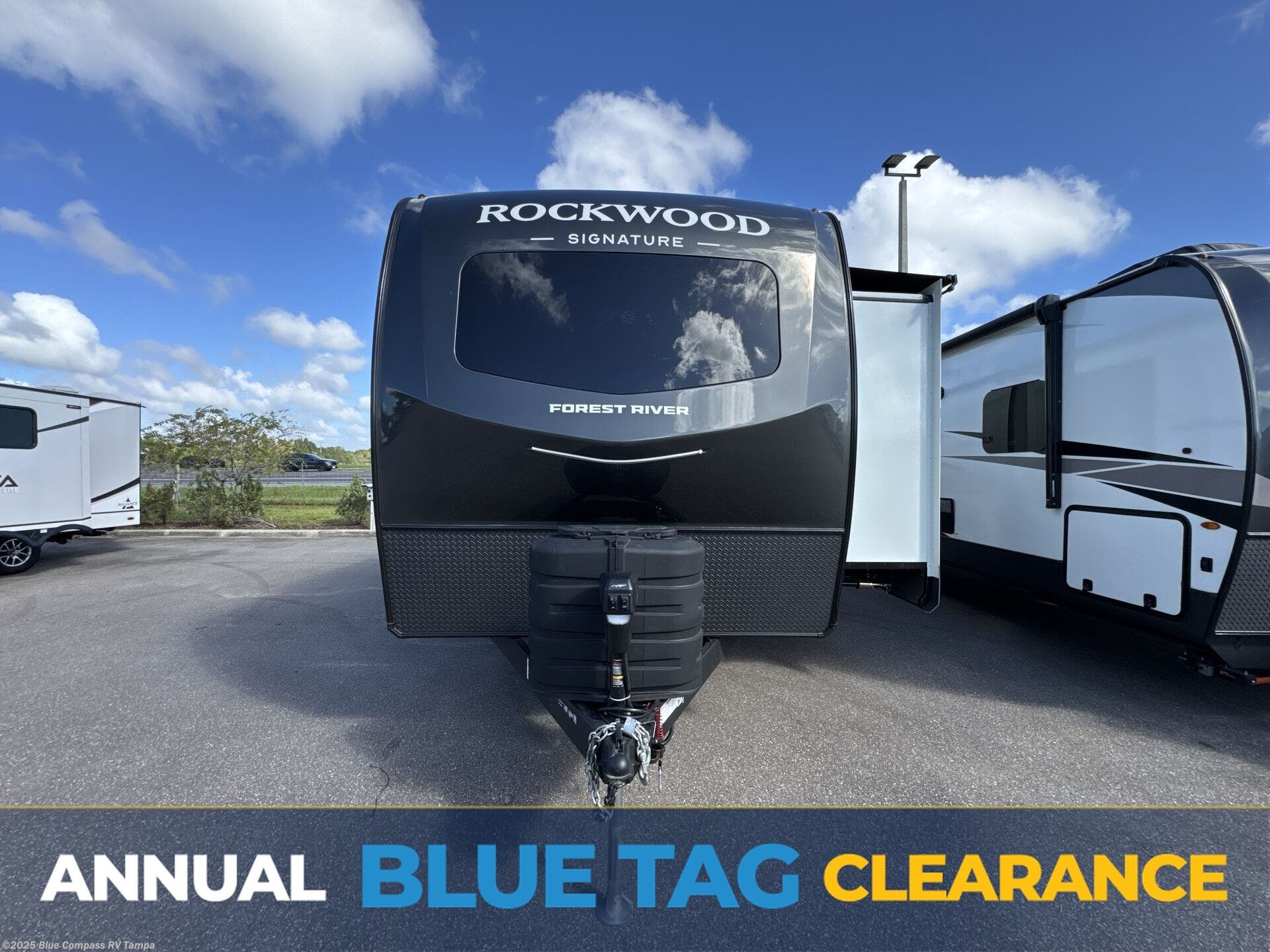 Email now about this 2026 Forest River Rockwood Signature 8263MBR! New 2026 Forest River Rockwood Signature 8263MBR available in Dover, Florida