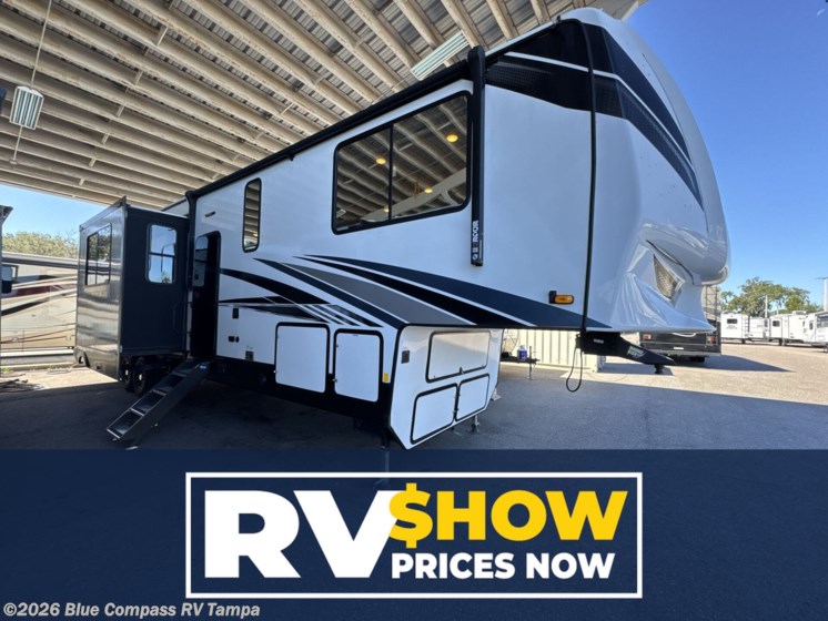 Email now about this 2023 Forest River Vengeance Rogue Armored VGF351G2! Used 2023 Forest River Vengeance Rogue Armored VGF351G2 available in Dover, Florida