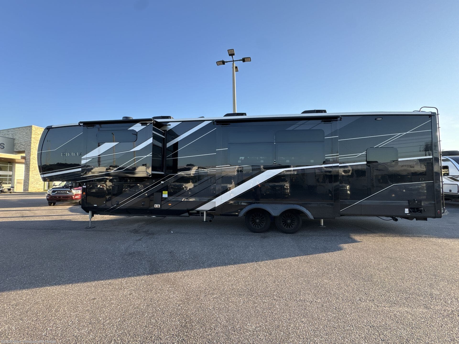 Contact us now about this 2026 Jayco Pinnacle 38FBRK! 2026 Pinnacle 38FBRK by Jayco from Blue Compass RV Tampa in Dover, Florida