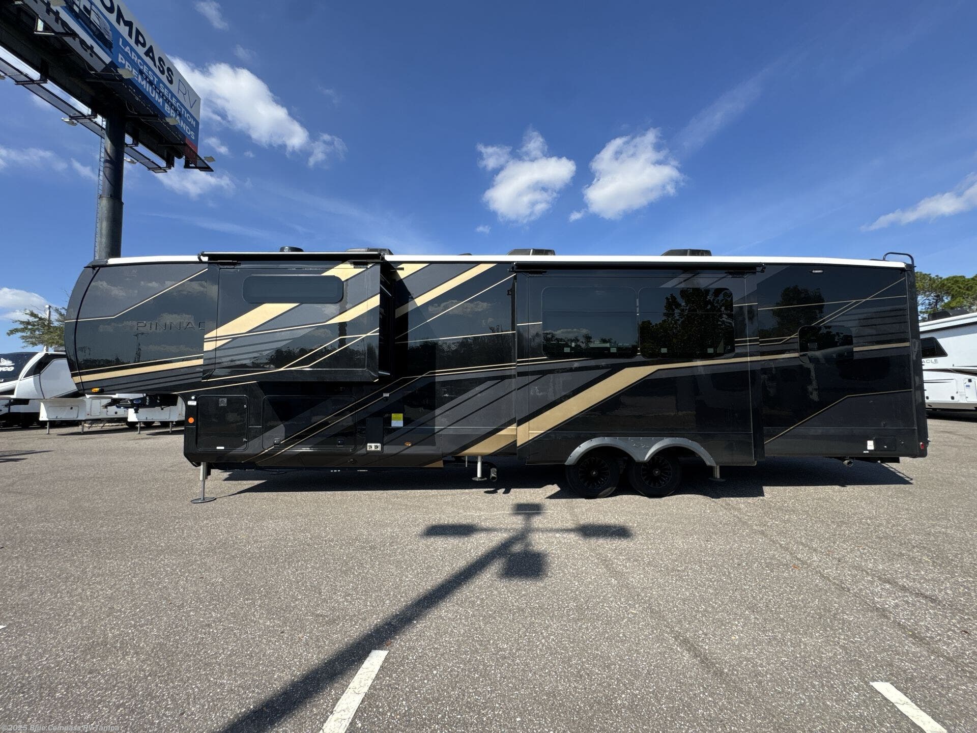 Contact us now about this 2026 Jayco Pinnacle 38FBRK! 2026 Pinnacle 38FBRK by Jayco from Blue Compass RV Tampa in Dover, Florida