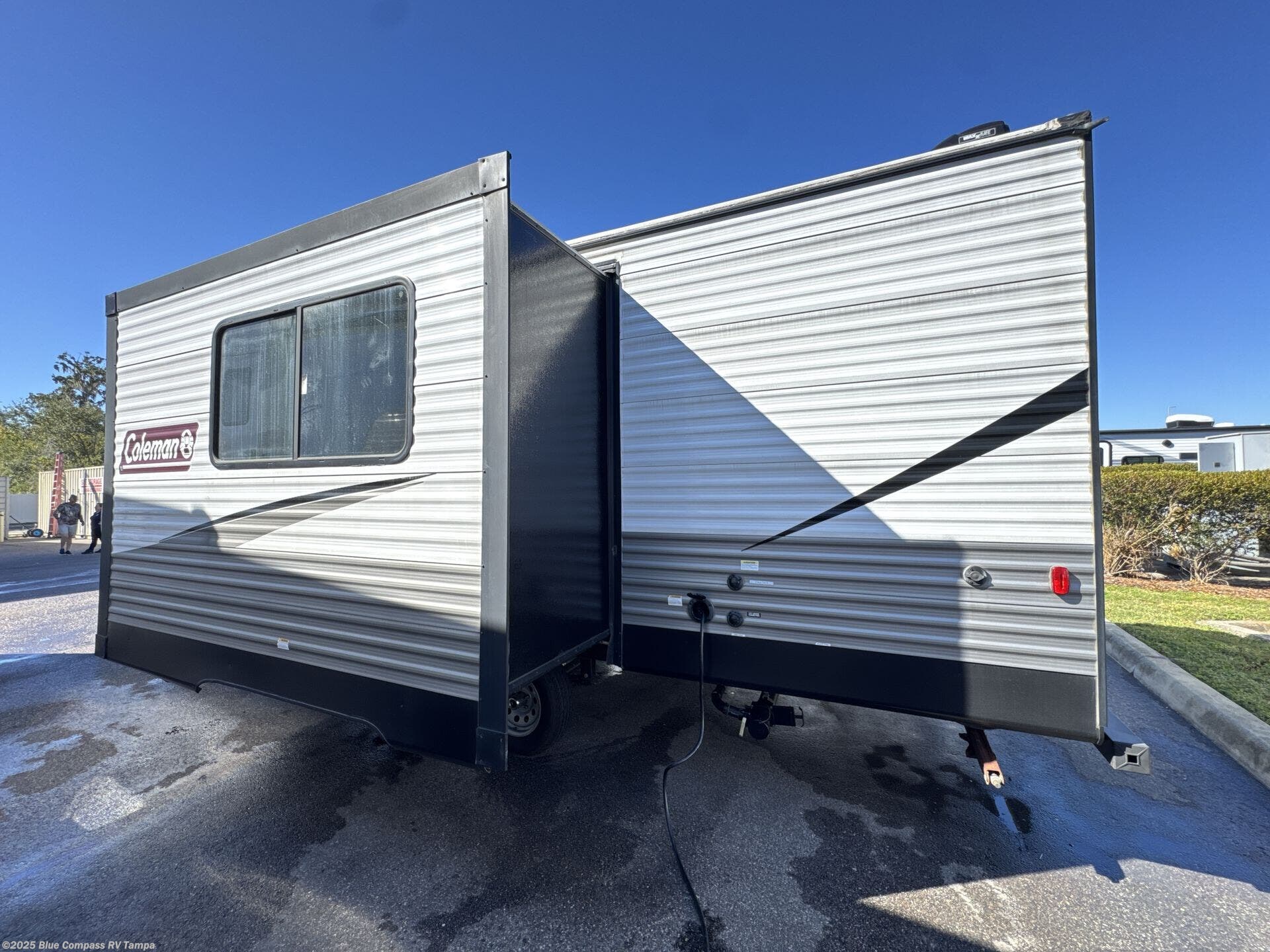 Used 2021 Coleman Lantern 242BH available in Dover, Florida