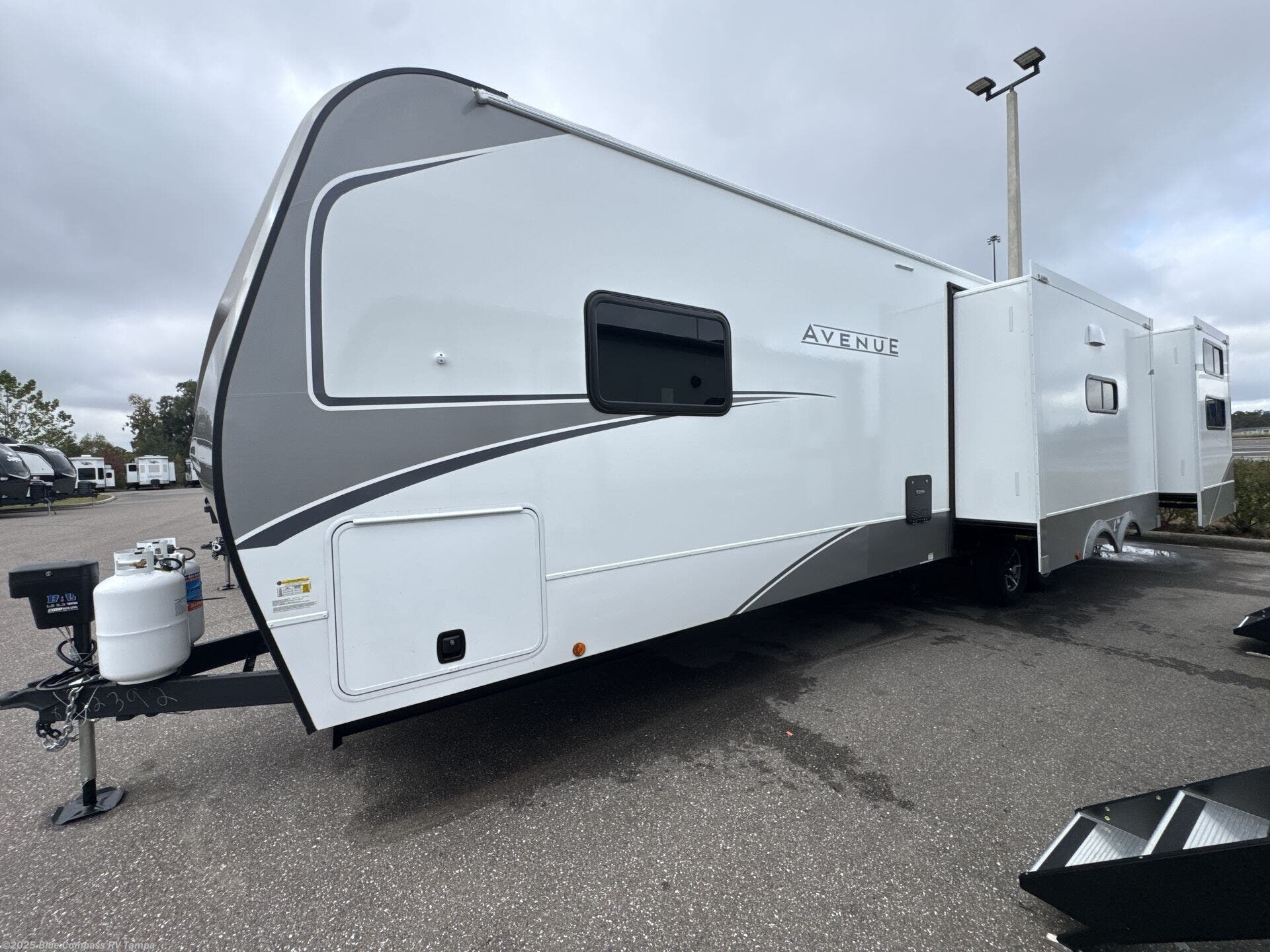 New 2026 Alliance RV Avenue 333BH available in Dover, Florida