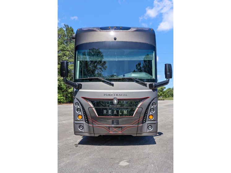 Email now about this 2026 Foretravel Realm FS605 LVB with Spa! New 2026 Foretravel Realm FS605 LVB with Spa available in Dover, Florida