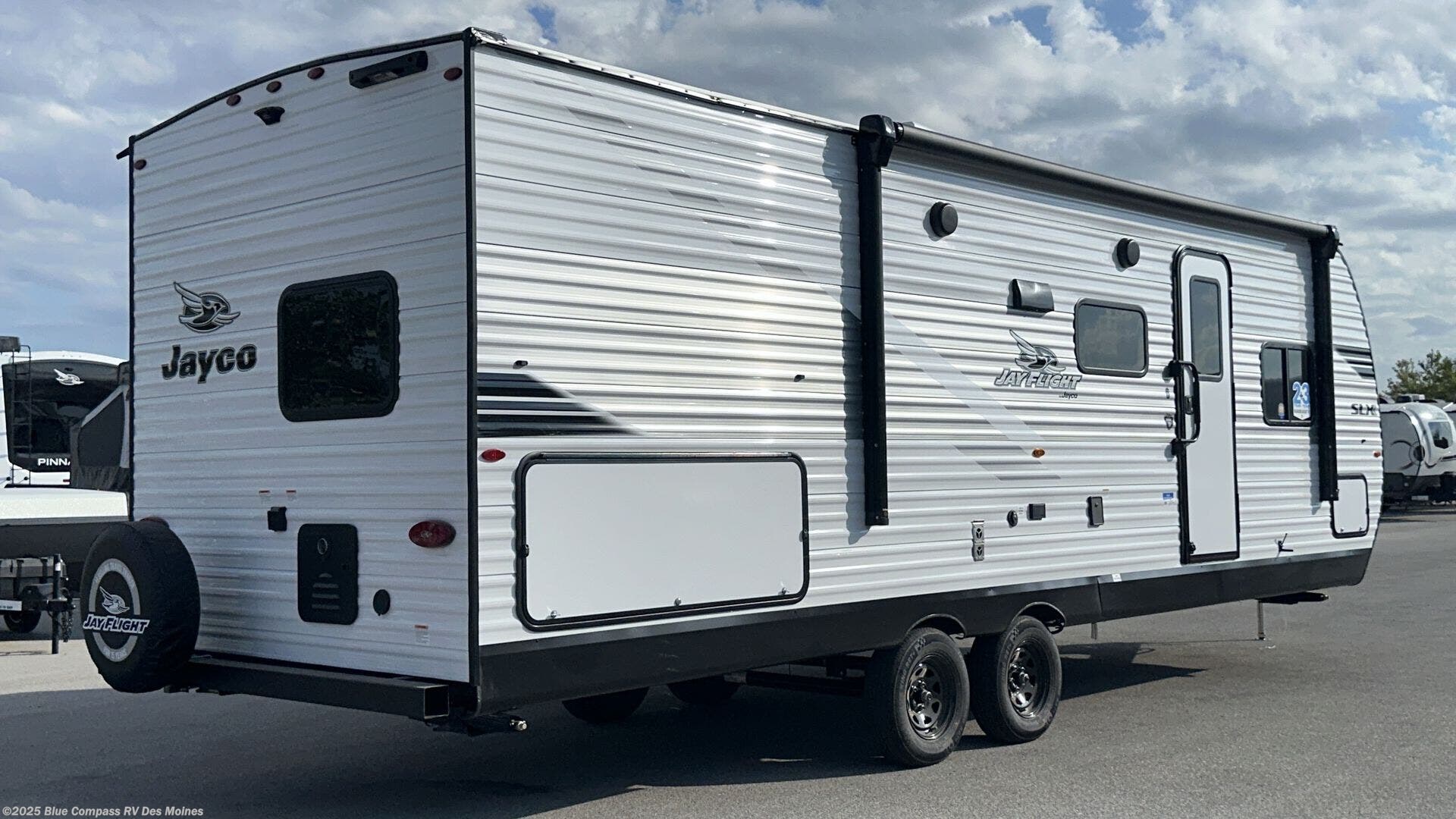 New 2025 Jayco Jay Flight SLX 261BHS available in Altoona, Iowa