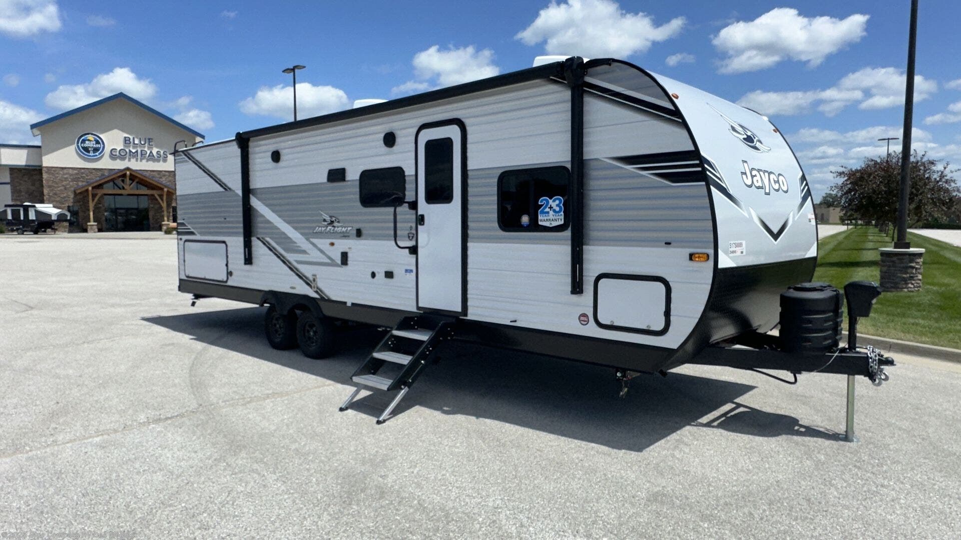Contact us now about this 2025 Jayco Jay Flight 284BHS! 2025 Jay Flight 284BHS by Jayco from Blue Compass RV Des Moines in Altoona, Iowa