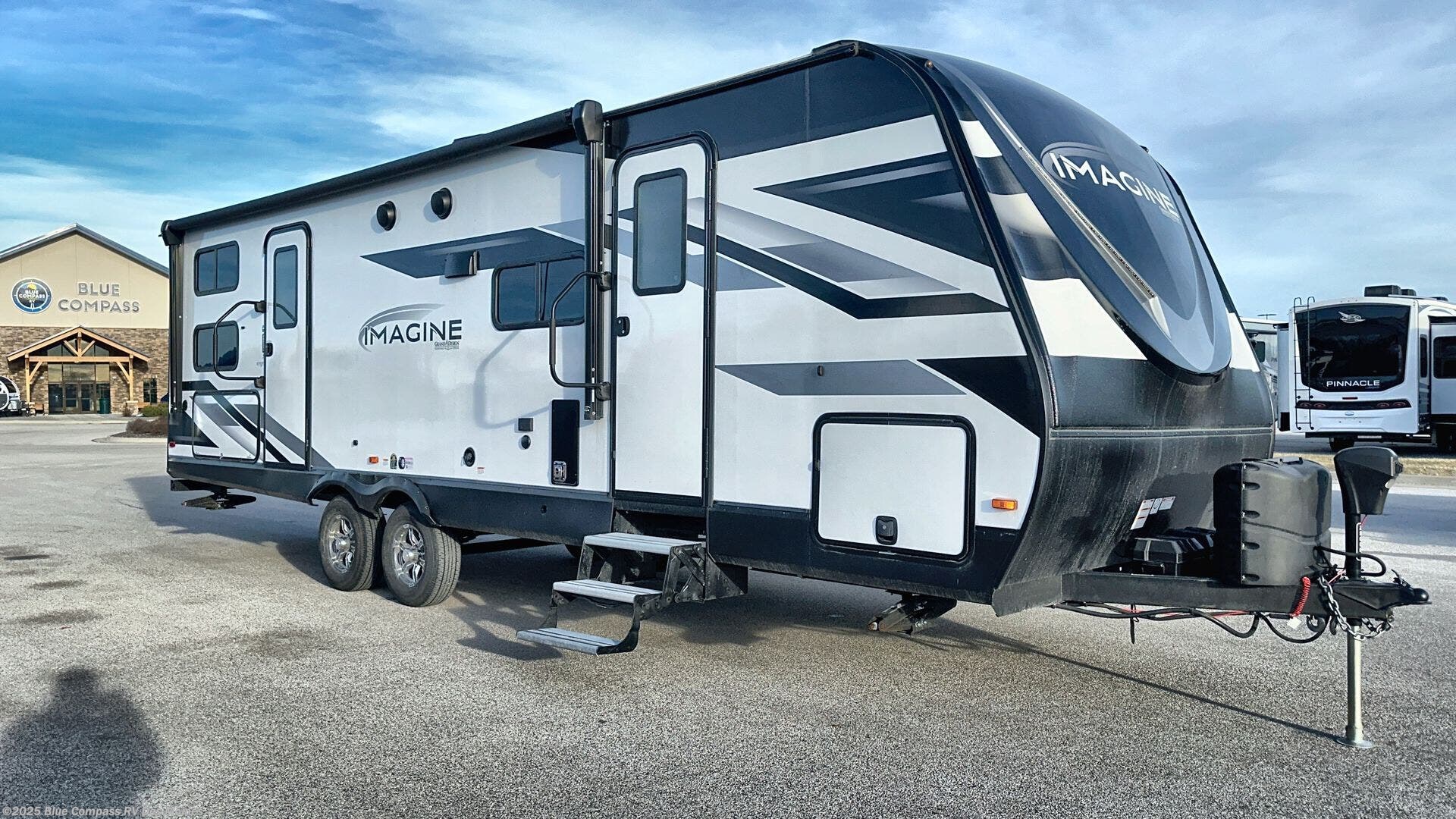 Used 2023 Grand Design Imagine 2800BH available in Altoona, Iowa