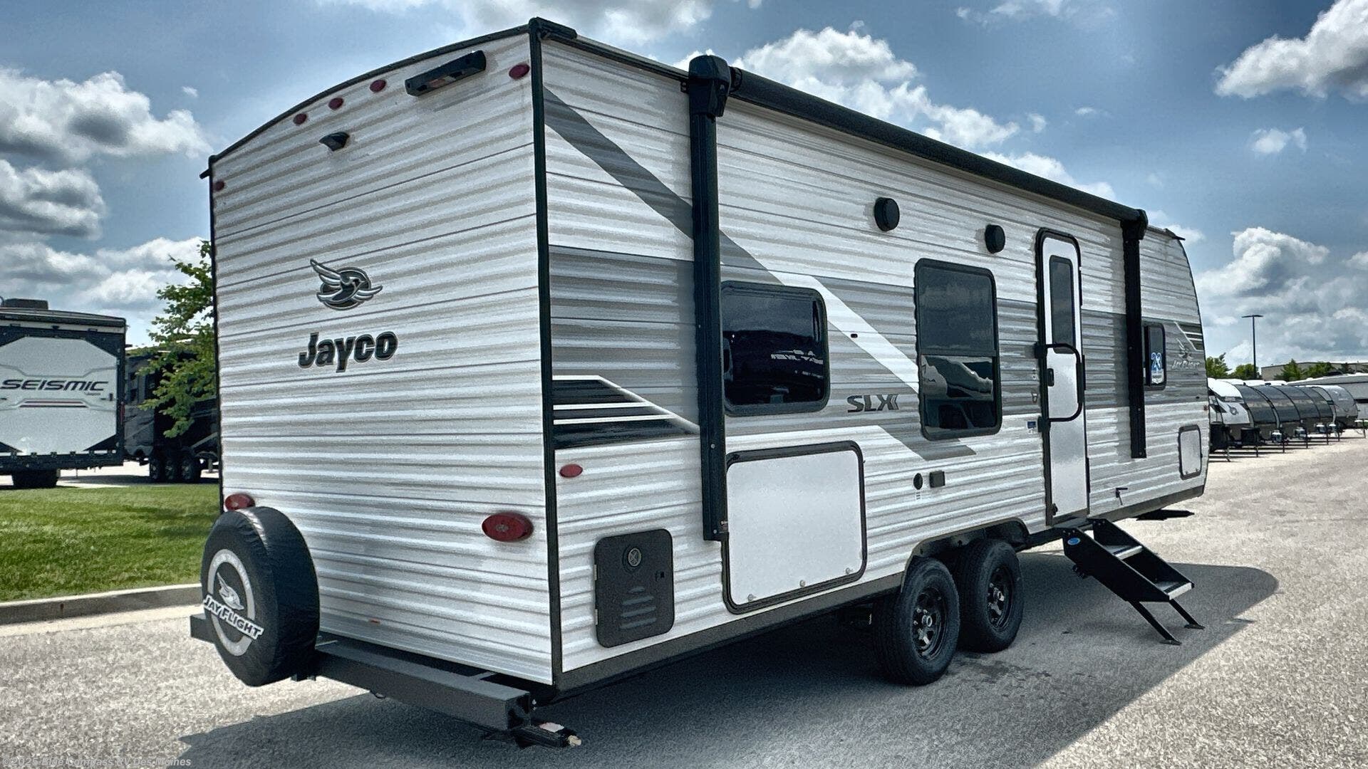 New 2025 Jayco Jay Flight SLX 260BH available in Altoona, Iowa