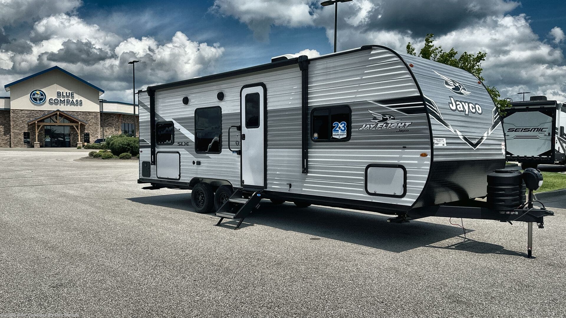 Email now about this 2026 Jayco Jay Flight SLX 260BH! New 2026 Jayco Jay Flight SLX 260BH available in Altoona, Iowa