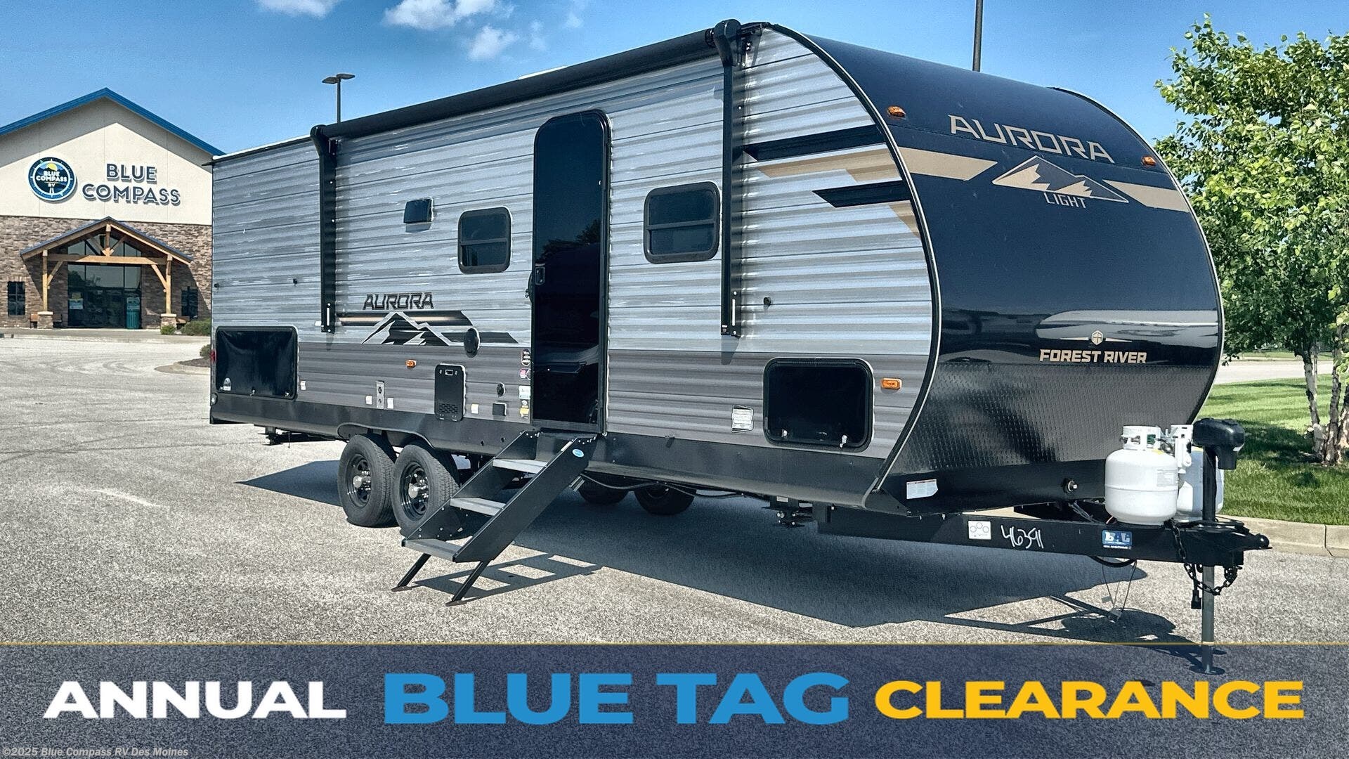 Email now about this 2025 Forest River Aurora Light 26BHS! New 2025 Forest River Aurora Light 26BHS available in Altoona, Iowa