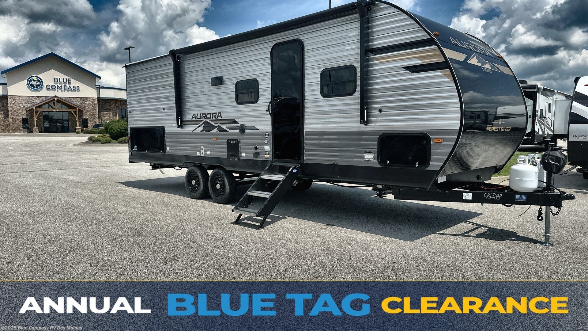 Email now about this 2025 Forest River Aurora Light 26BHS! New 2025 Forest River Aurora Light 26BHS available in Altoona, Iowa