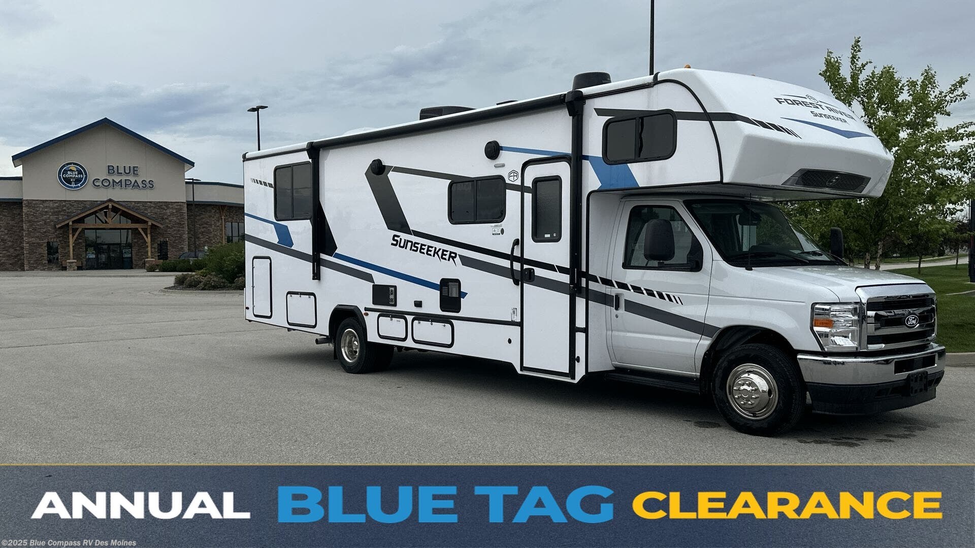 Email now about this 2026 Forest River Sunseeker LE 2850SLE Ford! New 2026 Forest River Sunseeker LE 2850SLE Ford available in Altoona, Iowa