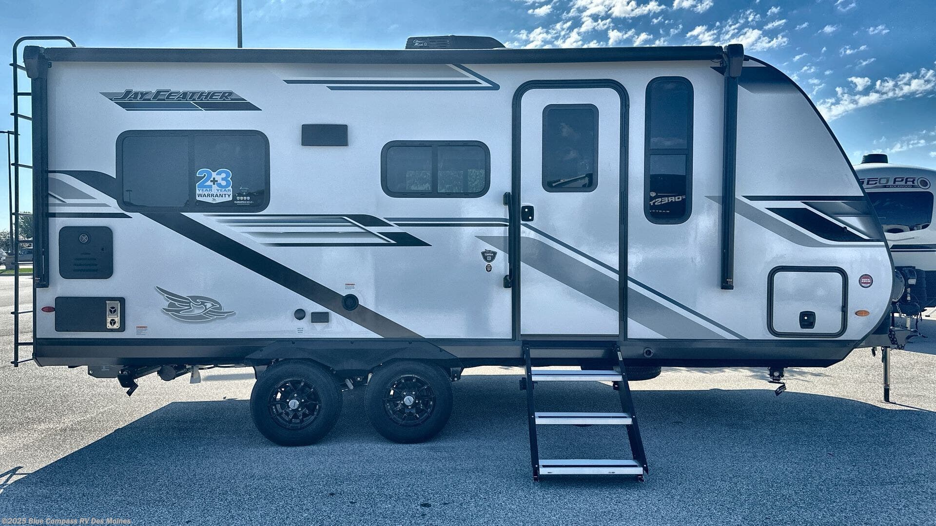 Contact us now about this 2026 Jayco Jay Feather 19MRK! 2026 Jay Feather 19MRK by Jayco from Blue Compass RV Des Moines in Altoona, Iowa