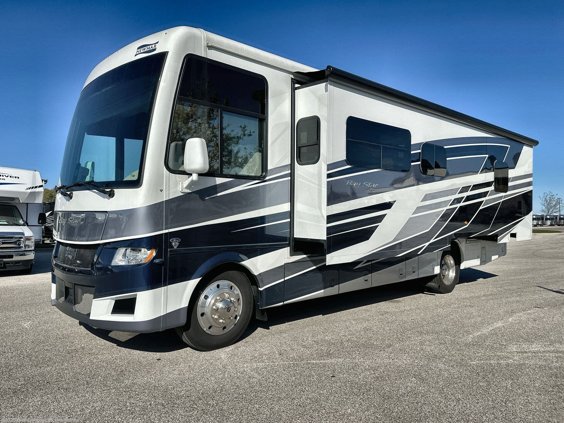 New 2026 Newmar Bay Star 3114 available in Altoona, Iowa