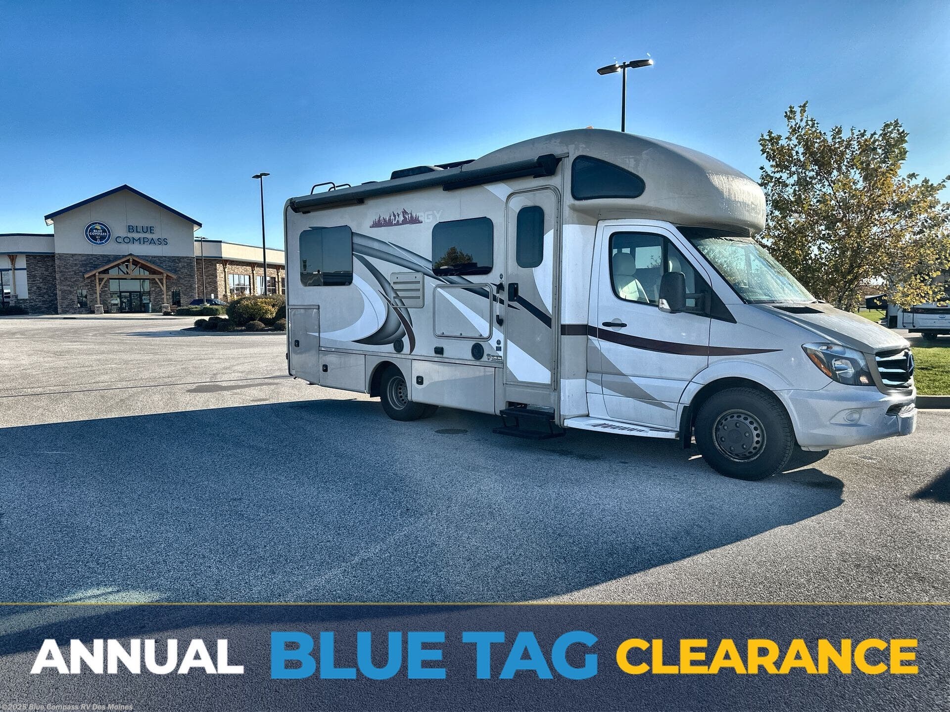 Email now about this 2018 Thor Motor Coach Synergy TT24! Used 2018 Thor Motor Coach Synergy TT24 available in Altoona, Iowa