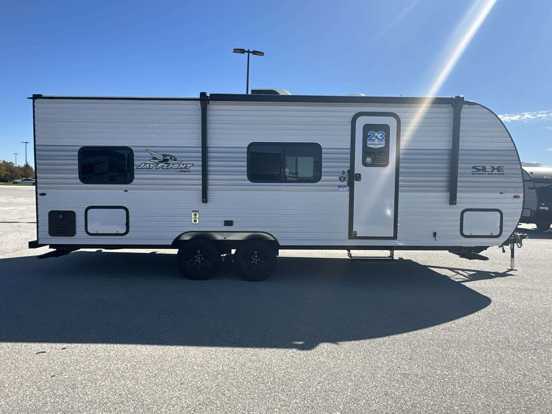 Contact us now about this 2026 Jayco Jay Flight SLX 250BH! 2026 Jay Flight SLX 250BH by Jayco from Blue Compass RV Des Moines in Altoona, Iowa