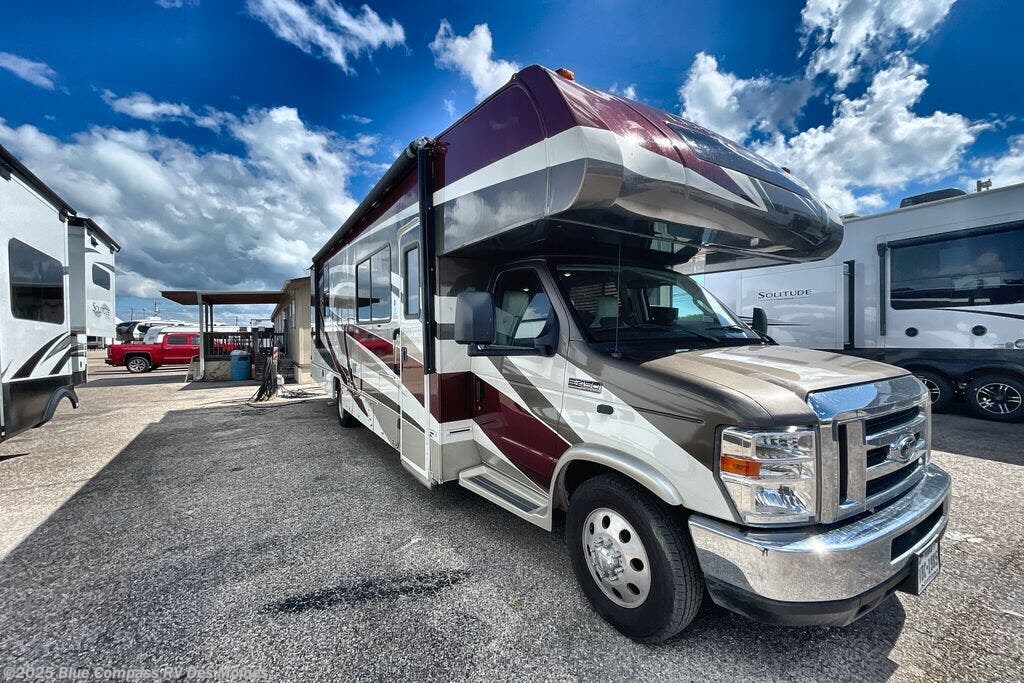 Call now about this 2020 Forest River Unknown 311fs Leprechaun! 2020 Forest River Unknown 311fs Leprechaun - Used Class C For Sale by Blue Compass RV Des Moines in Altoona, Iowa